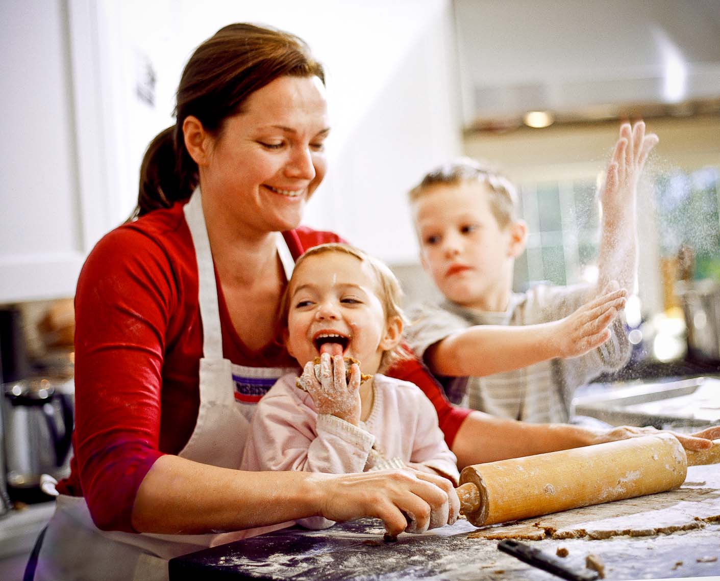 Mom-kids_kitchen2-DUP.jpg